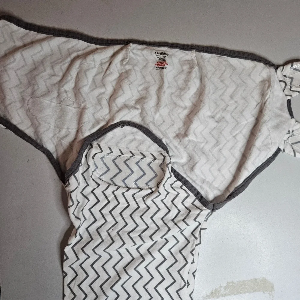 CuddleBug Gllquen Baby Swaddle Wrap Set 2PK Chevron Pink Stripe 0-3M 7-14lbs